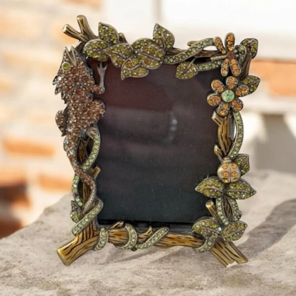 Two's Company Nature Reptile Dragonfly Lady Bug Flower Jewel Picture Photo Frame